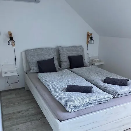 Bed & Breakfast Mezriczky Malom *
